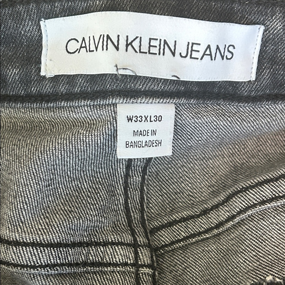 Calvin Klein Jeans Men's Charcoal Skinny Jeans - Picture 3 of 8